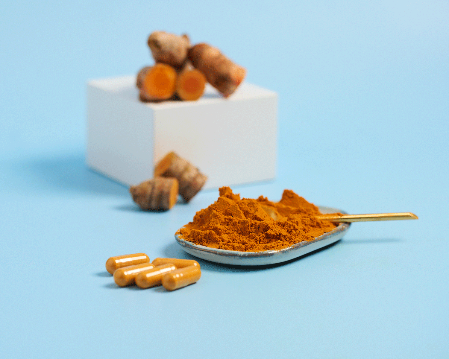 Turmeric supplements provide some health benefits, research says, but curcumin is hard to study. (Peggy Cormary for The Washington Post)