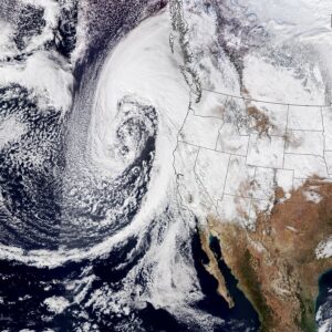 "Atmospheric River" above California on 1/4/2023 (NOAA)